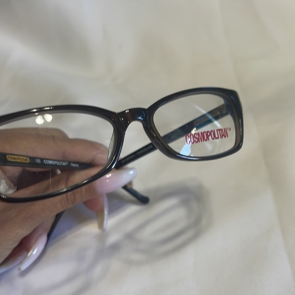 Cosmopolitan eyewear - Picture 4 of 4